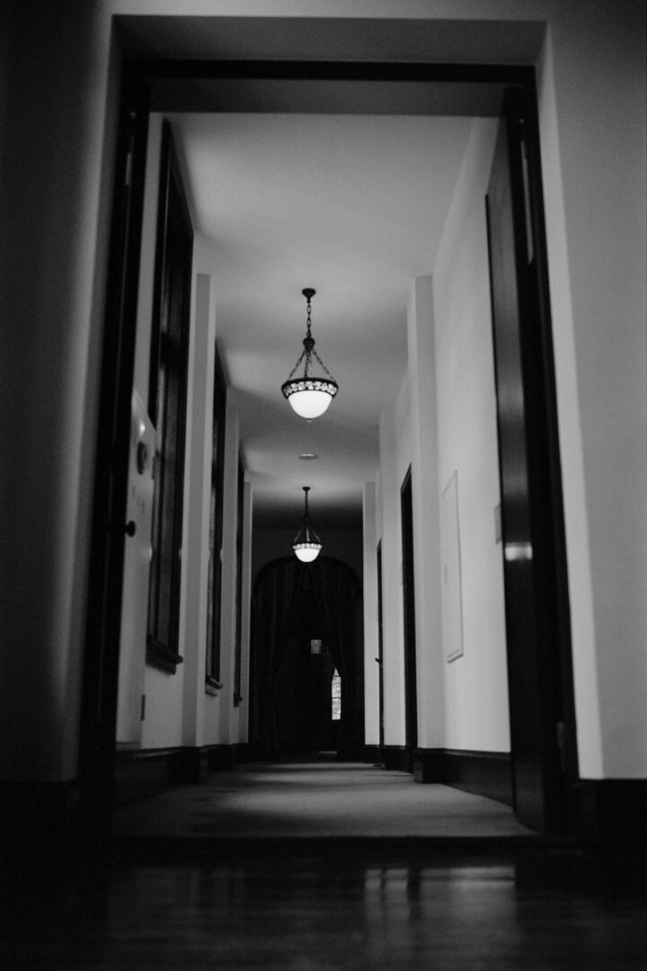 #00542 - 2024/07 - Kodak Tri-X 400 - Komaba - Marquis Maeda Mansion