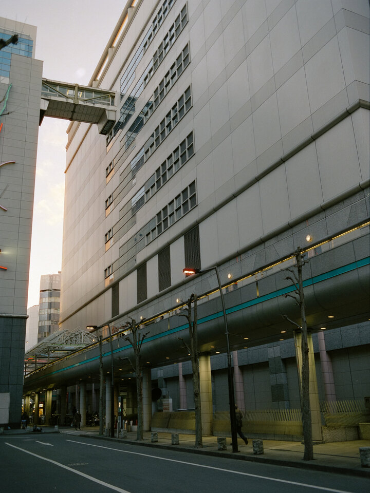 #00562 - 2025/01 - Cinestill 800t - Tachikawa