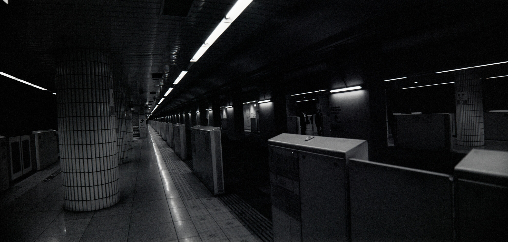 #00821 - 2025/12 - Rollei Infrared Anamorphic - Toyosu